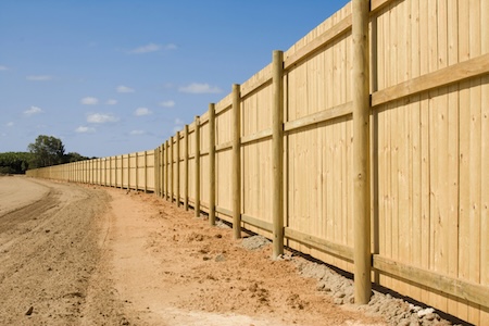 Fence Installation That Complements Your Landscape: Styles, Materials, and Budget