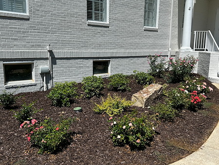 Commercial landscaping